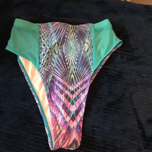 Rave bottoms